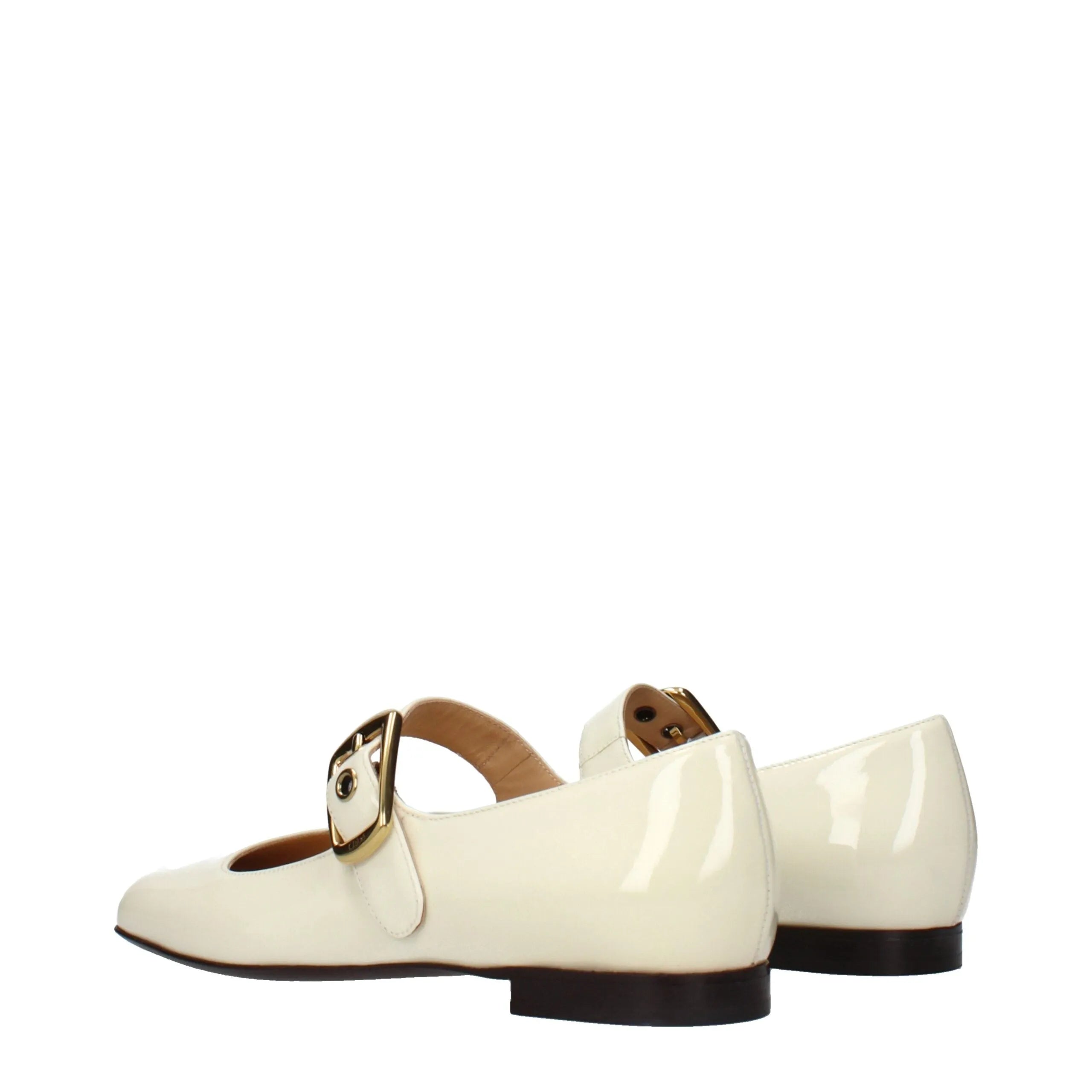 Chloé beige patent leather ballet flats with a shiny finish and gold-tone buckle strap.